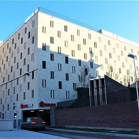 Mitte Apartmán *