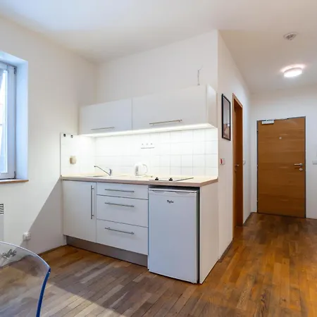 Mitte Apartmán *